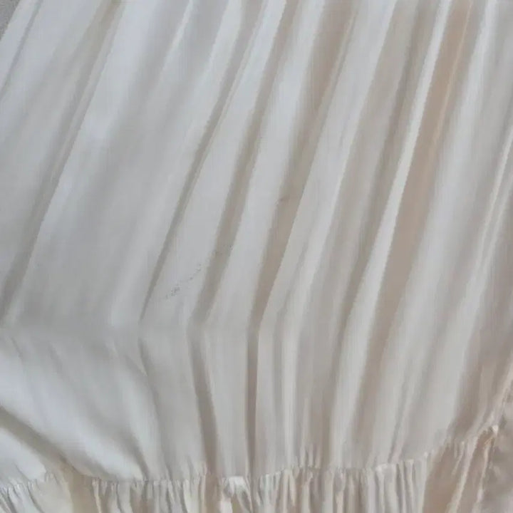 [BUNJANG] Zulrog Ivory Frill Long Dress / 줄로그 아이보리 프릴 롱 원피스
