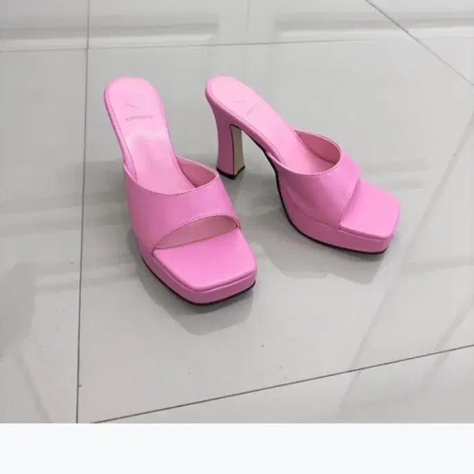 [SOLD OUT] 라이크에스 사각코 스퀘어 청키 가보시 뮬 슬리퍼힐 샌들 235