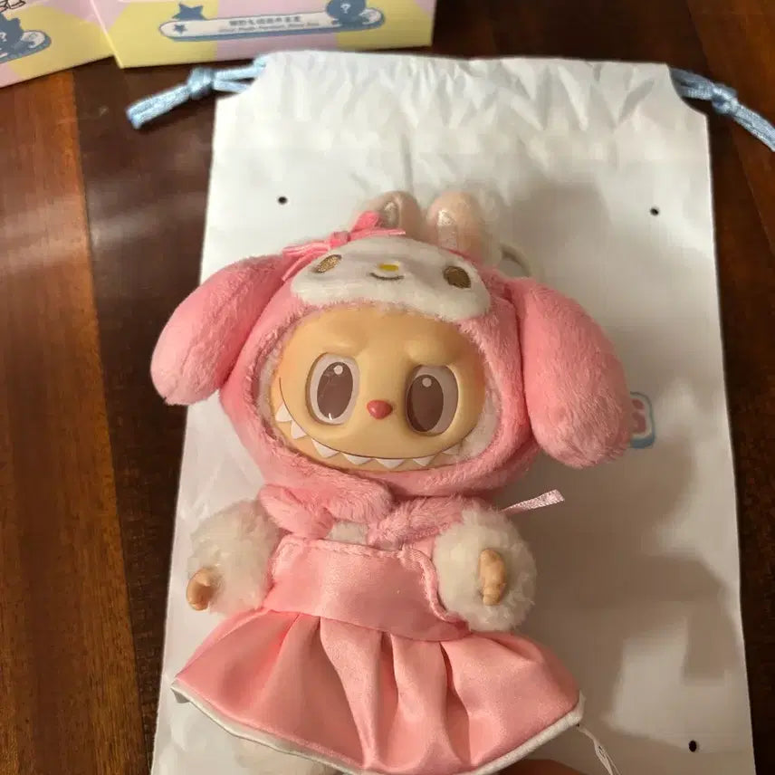 [BUNJANG] Sanrio My Melody LaVubu Figure / 산리오 라부부 마이멜로디