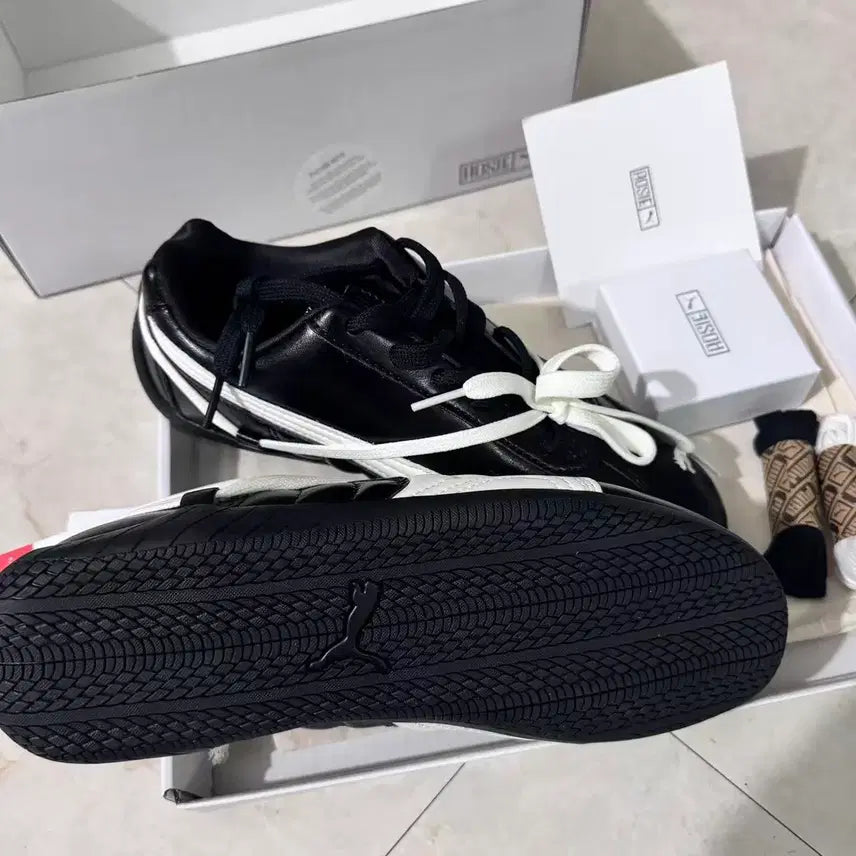 [BUNJANG] Puma x Rosé Speedcat PRM Black Warm White (240mm) / (W) 푸마 x 로제 스피드캣 PRM 블랙 웜 화이트 240MM