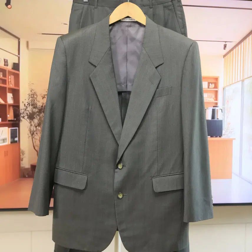 [BUNJANG] Yves Saint Laurent Classic Suit Set / 지금 입어도 멋있는 클래식 생로랑 셋업