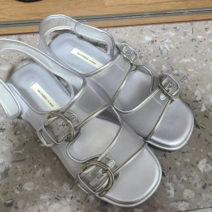 [BUNJANG] Silver Buckle Mesh Strap Sandals - Size 250 / 실버 버클 메쉬 스트랩 샌들 250 (미착용)