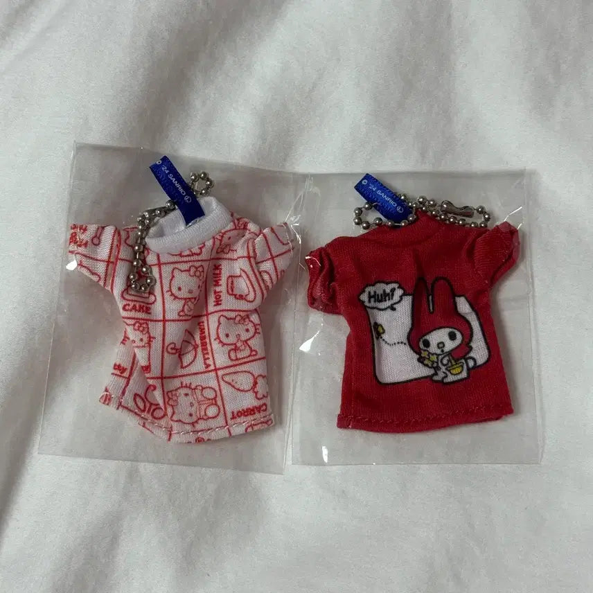 [BUNJANG] Sanrio Hello Kitty My Melody T-Shirt Gacha / 산리오 헬로키티 마이멜로디 티셔츠 가챠