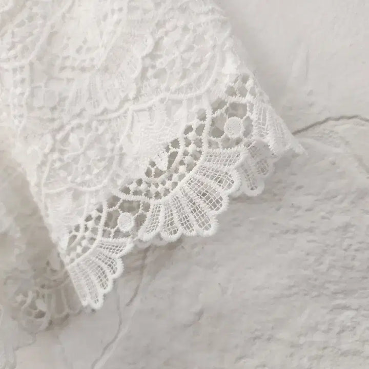 [BUNJANG] Lace Banded Shorts / 펀칭 레이스 밴딩 반바지(새상품)