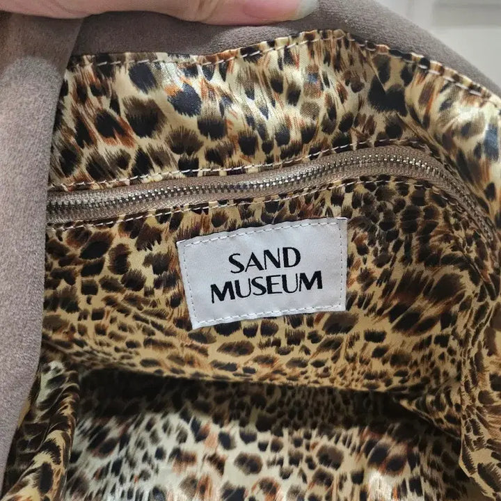 [BUNJANG] Sand Museum Hobo Bag / 샌드뮤지엄 호보백