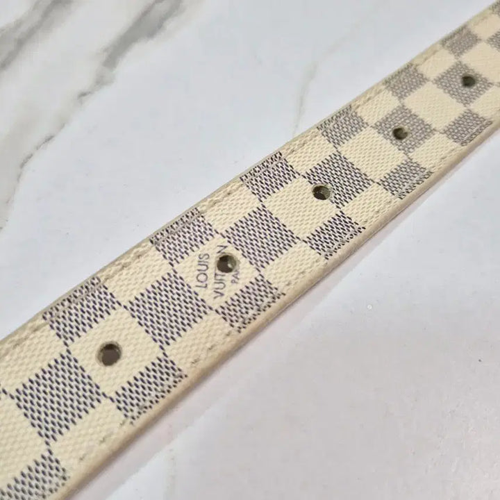 [BUNJANG] Louis Vuitton Damier Azur Gold Buckle Belt / (정품)루이비통 다미에 아주르 LV로고 금장 골드 벨트 허리띠 M9268