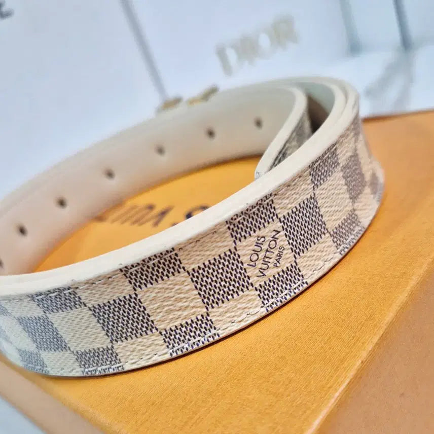 [BUNJANG] Louis Vuitton Damier Azur Gold Buckle Belt / (정품)루이비통 다미에 아주르 LV로고 금장 골드 벨트 허리띠 M9268