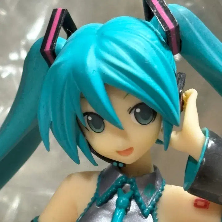 [BUNJANG] Good Smile Hatsune Miku 1/8 Scale Figure / 하츠네 미쿠 굿스마일 1/8 스케일 피규어 고전 보컬로이드 보카로