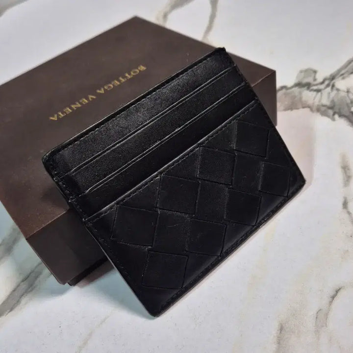 [SOLD OUT] (정품) 보테가 베네타 인트레치아토 가죽 카드지갑 홀더 케이스