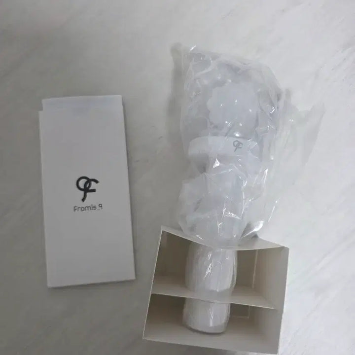 [SOLD OUT] 프로미스나인 응원봉 포카o