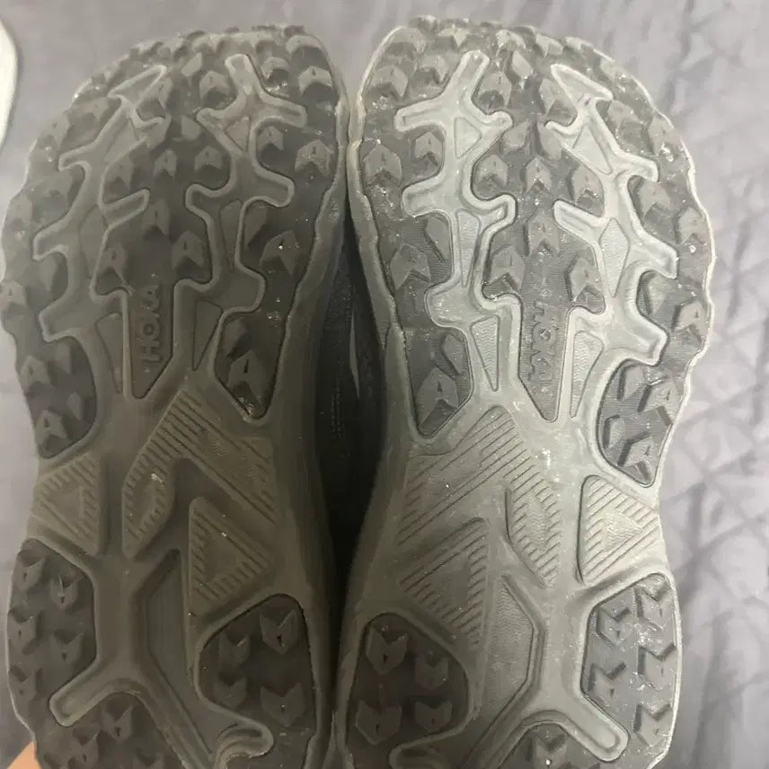 [BUNJANG] Hoka Black Sneakers 255mm / 호카 HOKA 블랙 운동화 255mm 팔아요