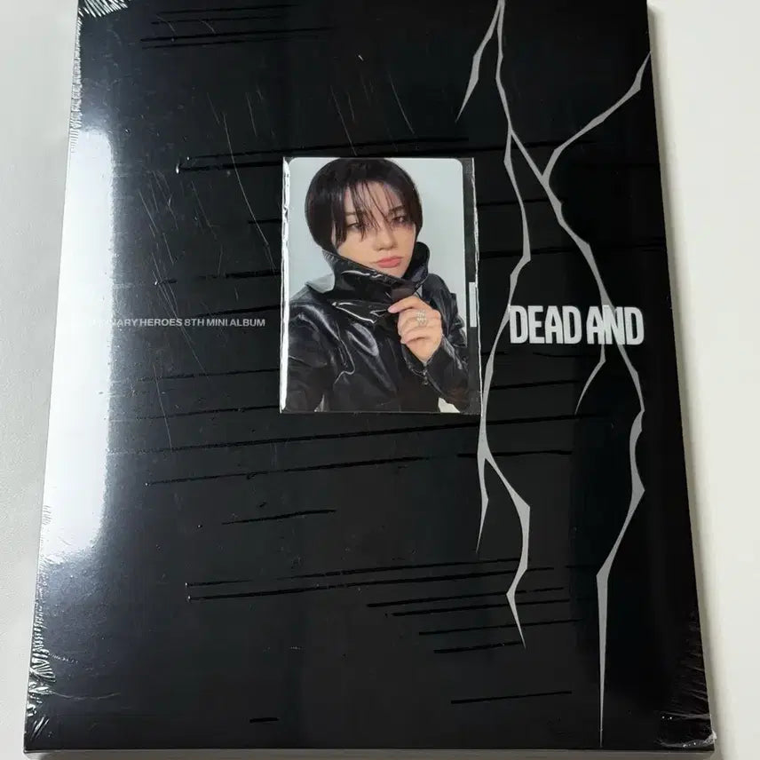 [BUNJANG] Xdinary Heroes Dead And Album Sealed with Showcase POB Jungsu / 엑디즈 Dead And 앨범 미개봉 쇼케 미공포 정수 포함