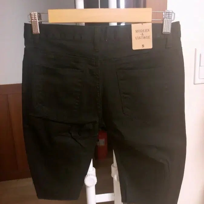 [BUNJANG] 5-Length Black Pants (Size S) / (새상품) 5부