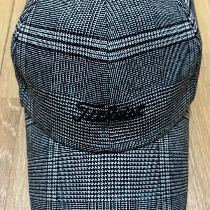 [SOLD OUT] 새 상품 급 ) 타이틀리스트 체크무늬 볼캡 모자