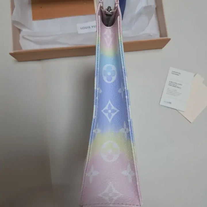 [BUNJANG] Louis Vuitton Monogram Pastel Toilet 26 Pouch / 루이비통 모노그램 파스텔 토일렛 26