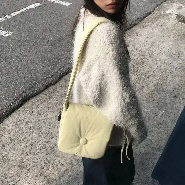 [BUNJANG] Ithinkso Puppy Shoulder Cross Yellow Bag / 아이띵소 퍼피 숄더 크로스 yellow