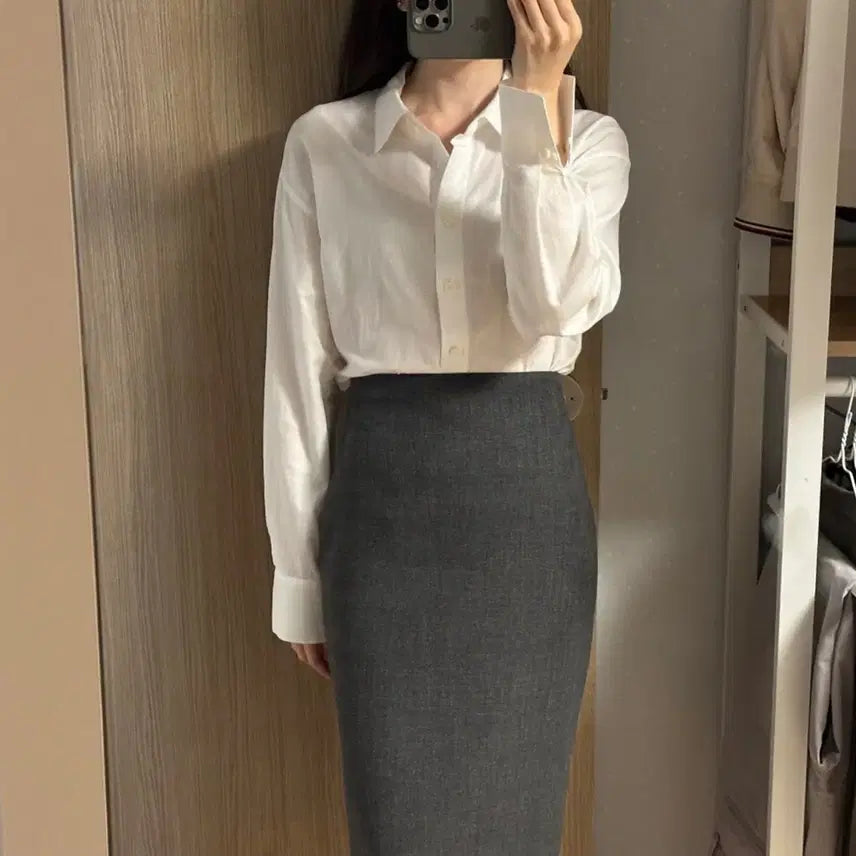[BUNJANG] Sii Line High-Rise Charcoal Skirt (Size S) / 시에 라인 하이라이즈 스커트(s)