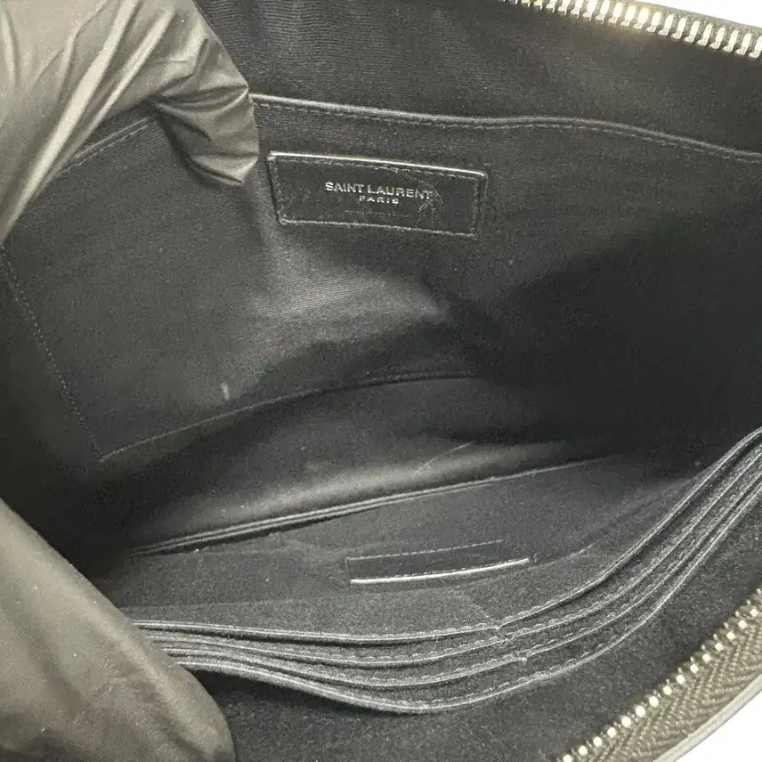 [BUNJANG] Saint Laurent Saffiano Clutch Bag Black Large / [OS] 생로랑 사피아노 클러치백 블랙