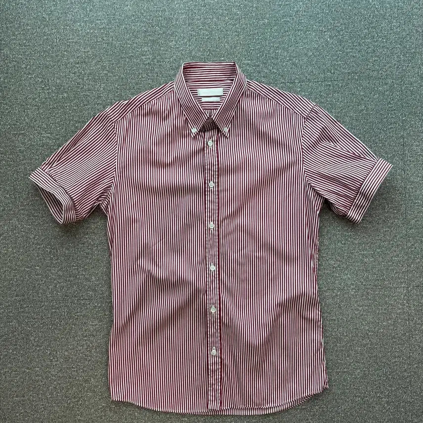 [BUNJANG] Alexander McQueen Red Stripe Muscle Fit Half Shirt / 알렉산더 맥퀸 레드 스트라이프 머슬핏 하프 셔츠 48