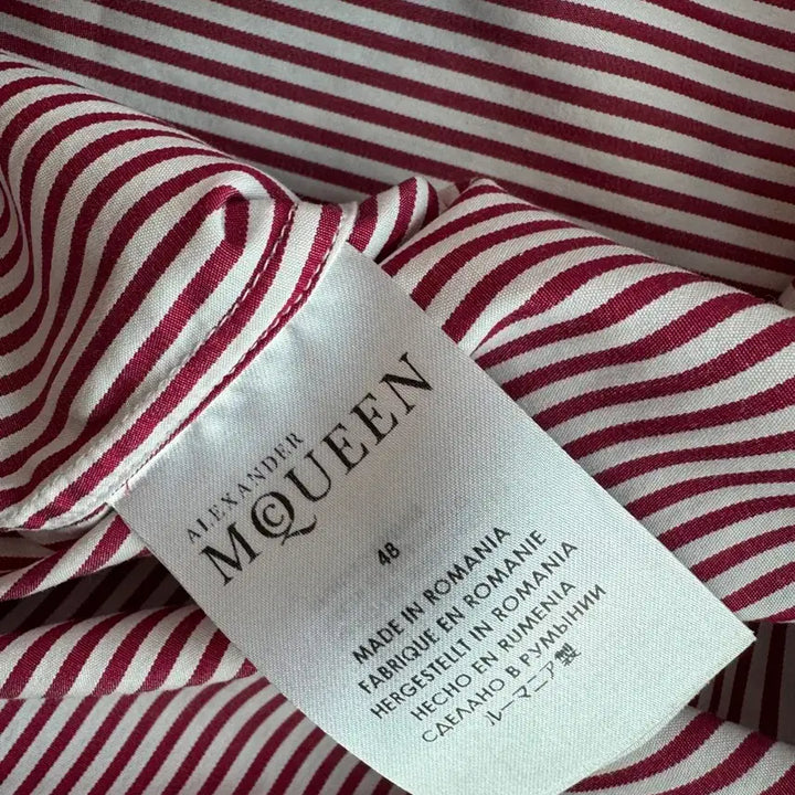 [BUNJANG] Alexander McQueen Red Stripe Muscle Fit Half Shirt / 알렉산더 맥퀸 레드 스트라이프 머슬핏 하프 셔츠 48