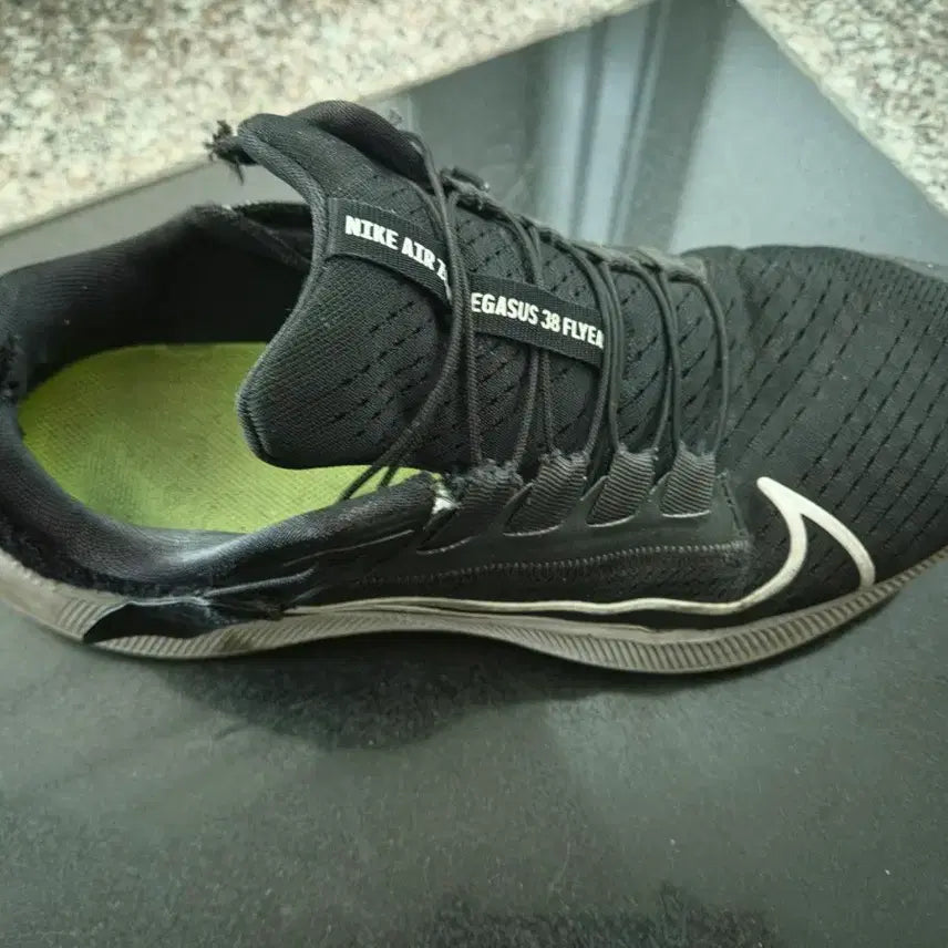 [BUNJANG] Nike Air Zoom Pegasus 38 Flyease Black / 나이키 에어 줌 페가수스 38 플라이어스 블랙