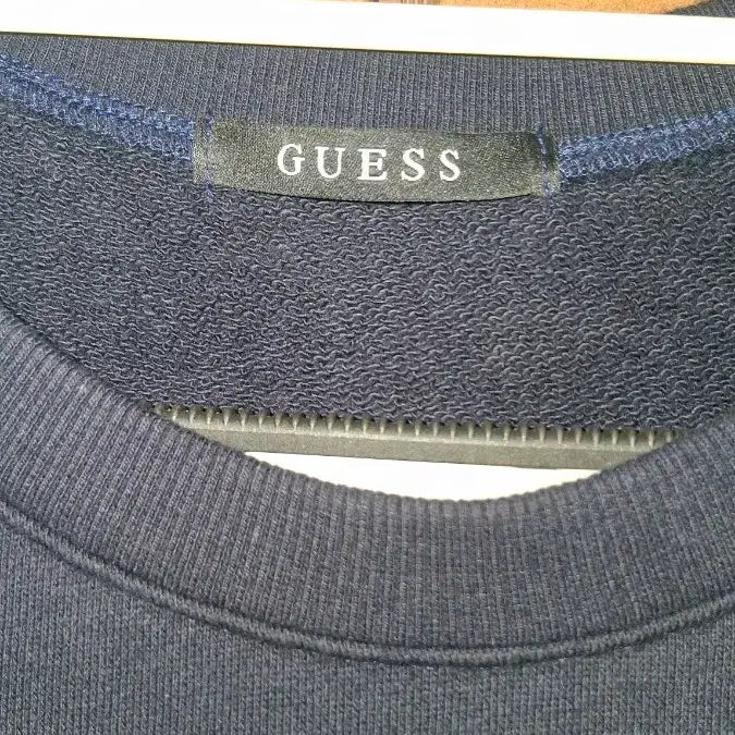[BUNJANG] Guess Navy Sweatshirt T-Shirt / 게스 네이비 맨투맨 티셔츠