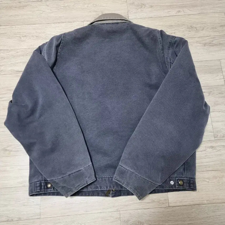 [SOLD OUT] 칼하트 디트로이트 J97 PTL XL 팝니다