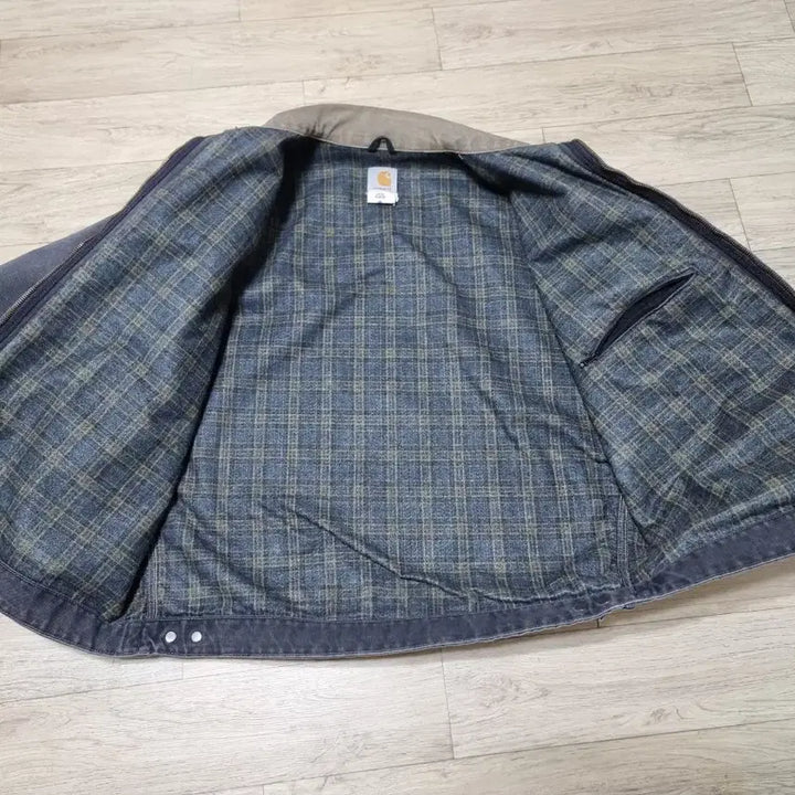 [SOLD OUT] 칼하트 디트로이트 J97 PTL XL 팝니다
