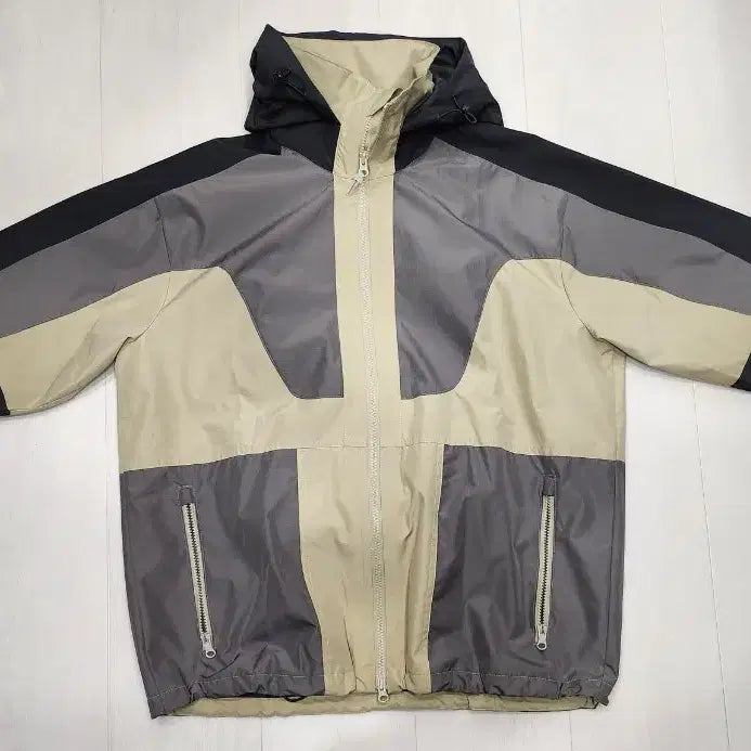 [BUNJANG] Adidas Stella McCartney Windbreaker Jacket (L) - New / 아디다스 국내매장 정품 스텔라메카트니 바람막이 자켓 새상품