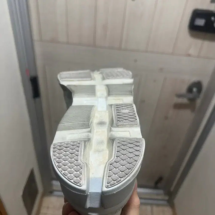 [BUNJANG] On-Running x PAF Cloudmonster 285 Running Shoes / 온러닝 x 파프 클라우드몬스터 285