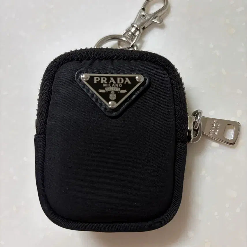 [SOLD OUT] 정품 프라다 미니 파우치 키링