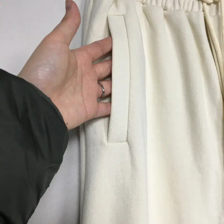 [BUNJANG] LUCKY CHOUETTE Lucky Marche Bending Jogger Pants (Size S) / 럭키슈에뜨 럭키마르쉐 밴딩 조거 팬츠 S
