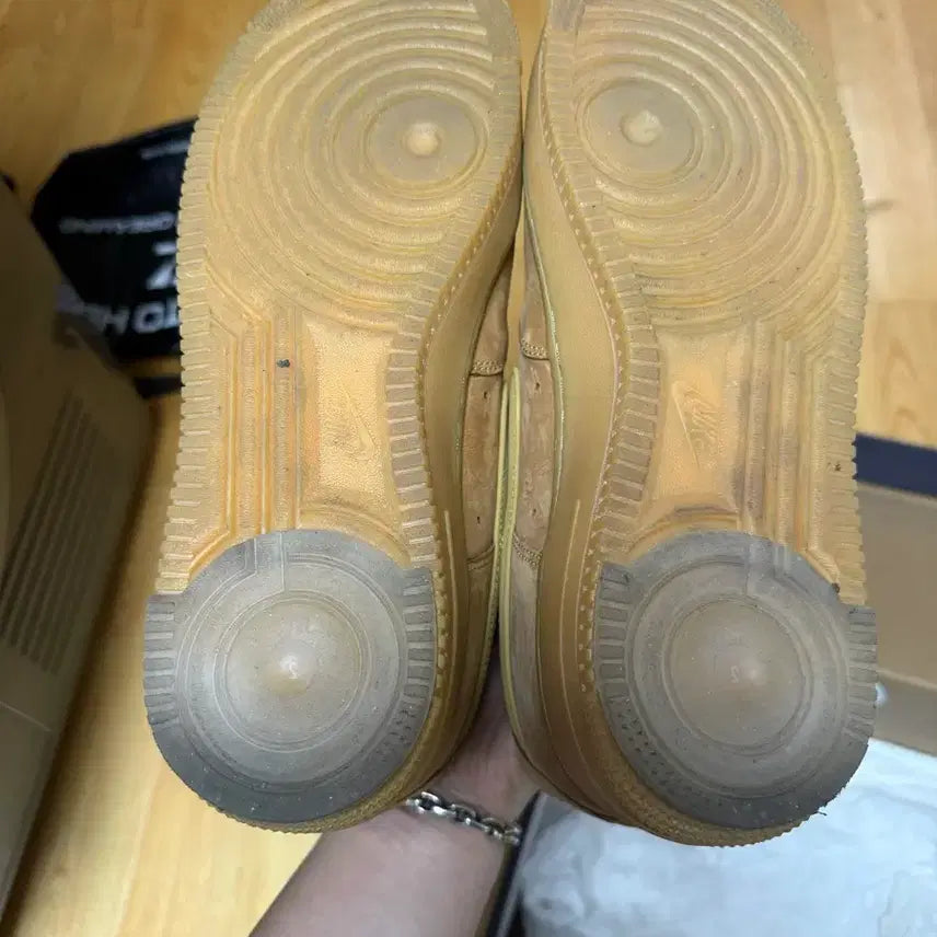 [SOLD OUT] 나이키 된장포스 270 판매합니다.