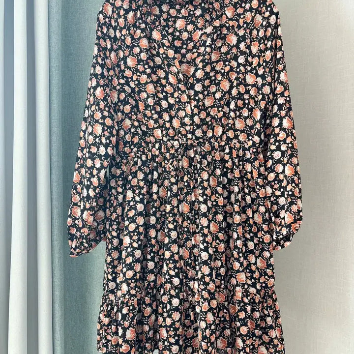 [BUNJANG] Zara Black Flower Midi Dress / 자라 블랙 플라워 원피스