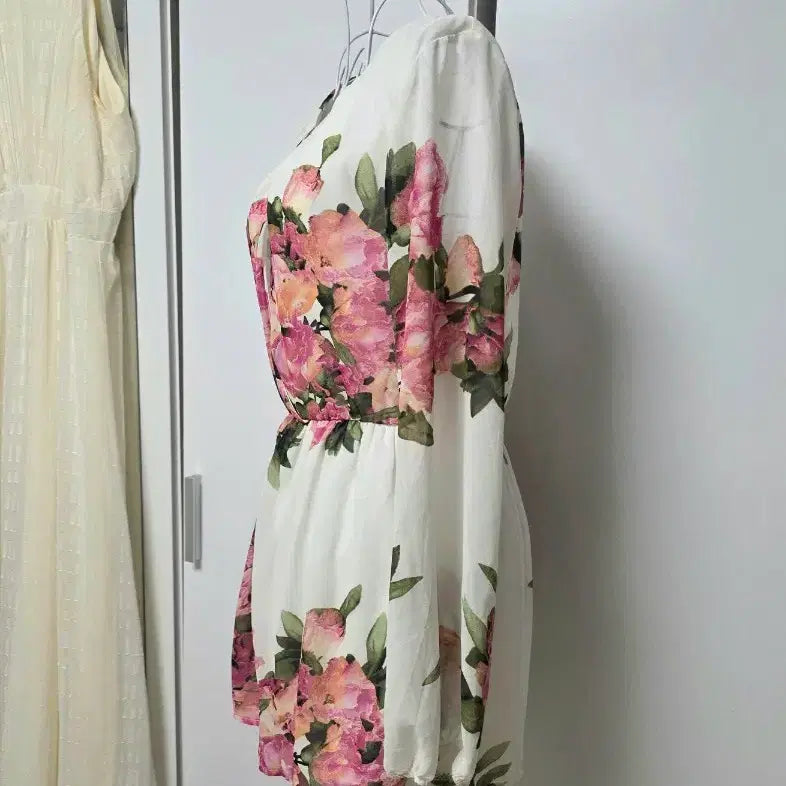 [BUNJANG] American Brand Floral Jumpsuit Romper / 미국브랜드 플라워 점프수트 원피스 쇼츠
