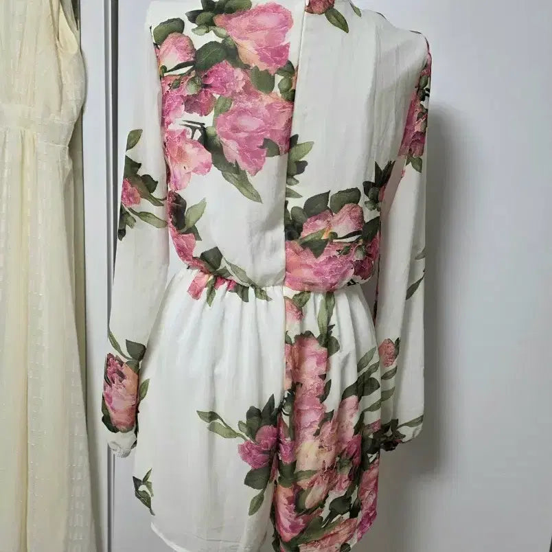 [BUNJANG] American Brand Floral Jumpsuit Romper / 미국브랜드 플라워 점프수트 원피스 쇼츠