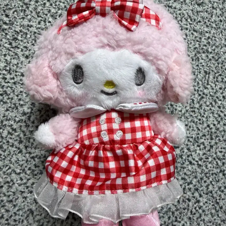 [SOLD OUT] 산리오 피아노 쿠지 키링인형(미사용)