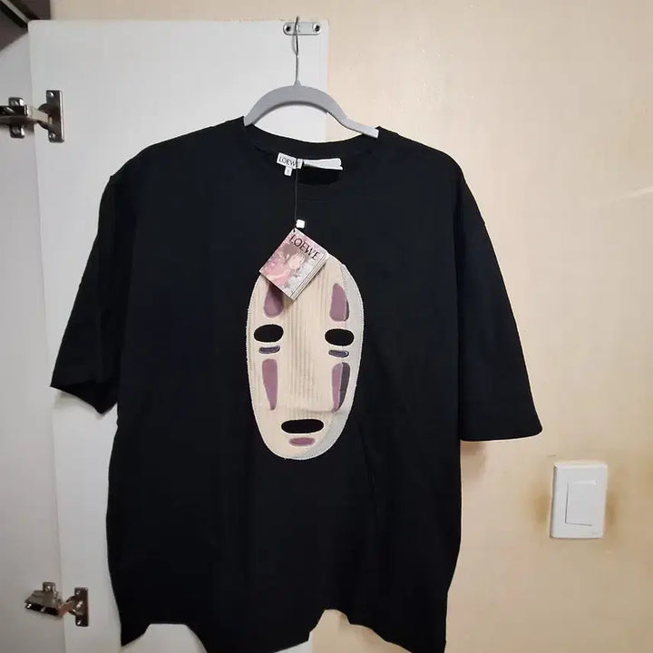 [BUNJANG] Loewe X Spirited Away No-Face T-shirt Black (L) Oversized / Loewe X 센과 치히로 가오나시 티셔츠 블랙 L 오버핏 새상품 무배