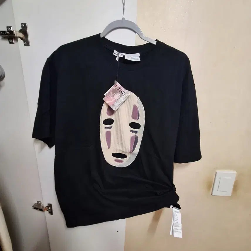 [BUNJANG] Loewe X Spirited Away No-Face T-shirt Black (L) Oversized / Loewe X 센과 치히로 가오나시 티셔츠 블랙 L 오버핏 새상품 무배