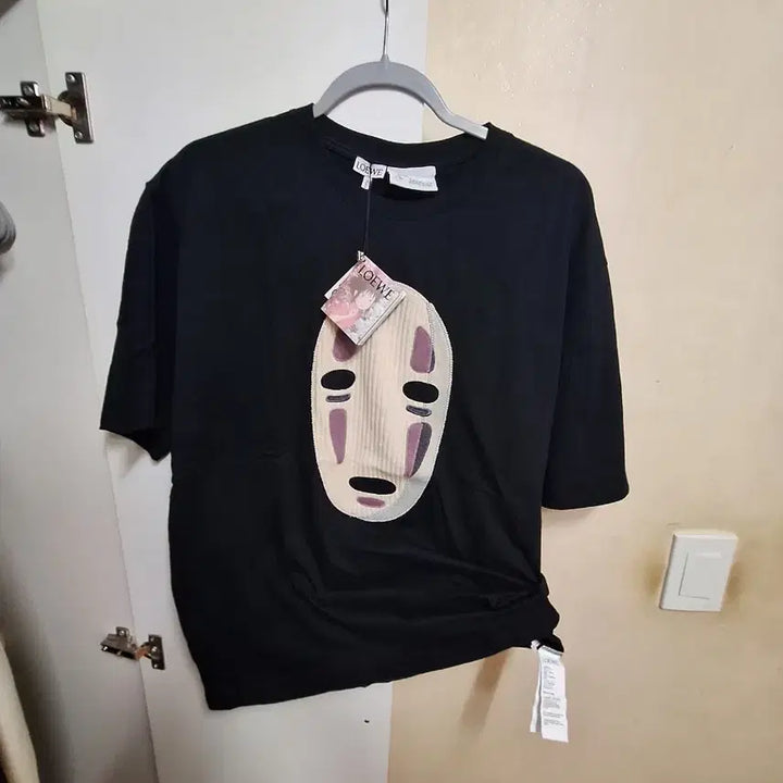 [BUNJANG] Loewe X Spirited Away No-Face T-shirt Black (L) Oversized / Loewe X 센과 치히로 가오나시 티셔츠 블랙 L 오버핏 새상품 무배