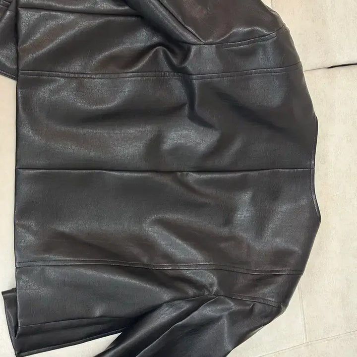 [BUNJANG] RAIVE Black Leather Crop Jacket / 레이브 RAIVE 블랙 레더 크롭 자켓
