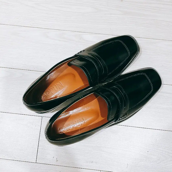[BUNJANG] 사뿐 맥클리 리얼우드굽 페니로퍼 3.5cm 240 / 사뿐 맥클리 리얼우드굽 페니로퍼 3.5cm 240