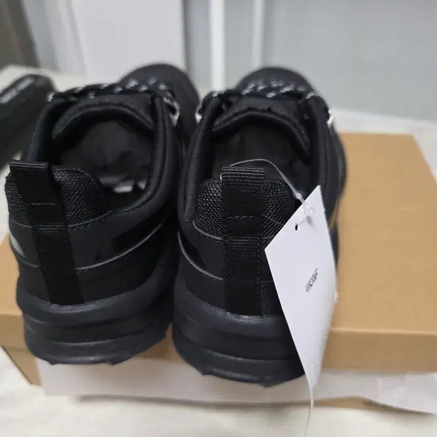 [SOLD OUT] (신품)르까프 피크P1 블랙 265mm 트레킹화