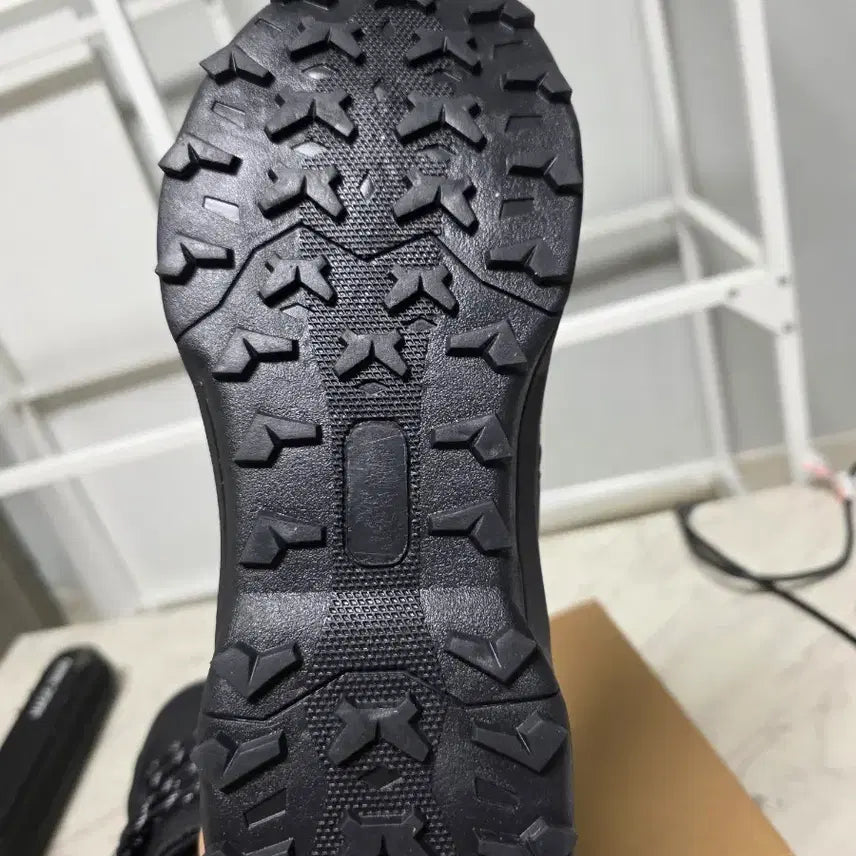 [SOLD OUT] (신품)르까프 피크P1 블랙 265mm 트레킹화