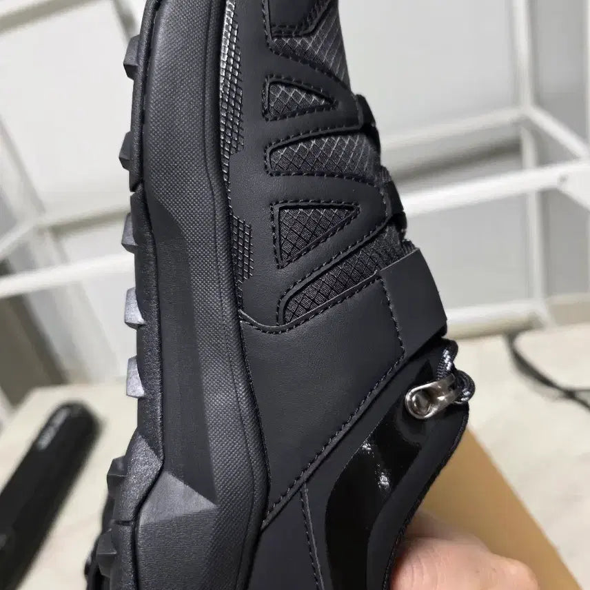 [SOLD OUT] (신품)르까프 피크P1 블랙 265mm 트레킹화