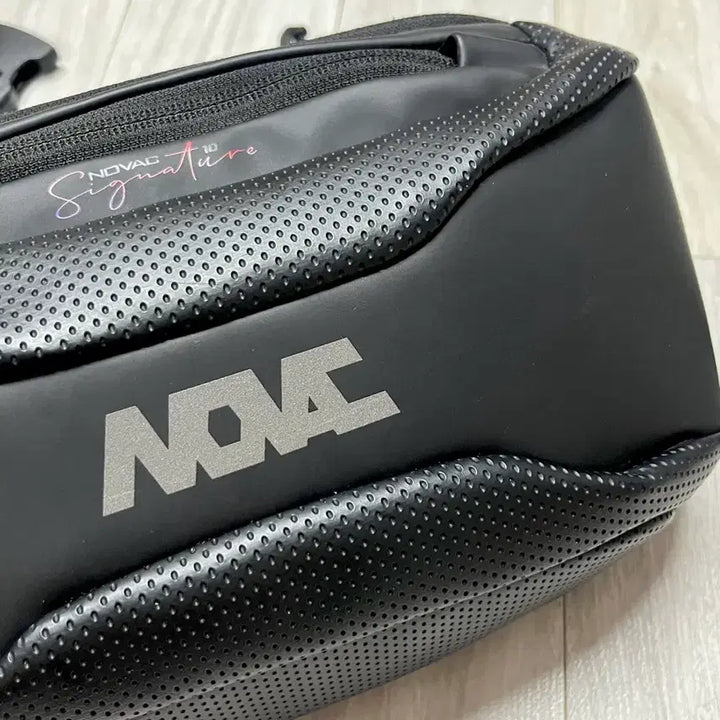 [BUNJANG] NOVAC Signature Black Sling Bag / NOVAC 시그니처 블랙 슬링백