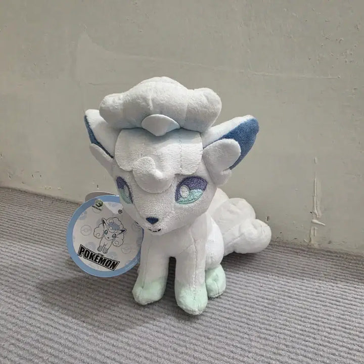 [SOLD OUT] 포켓몬 알로라 식스테일 키링 인형 13cm