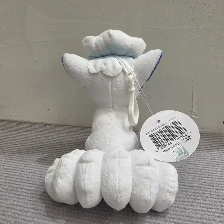 [SOLD OUT] 포켓몬 알로라 식스테일 키링 인형 13cm