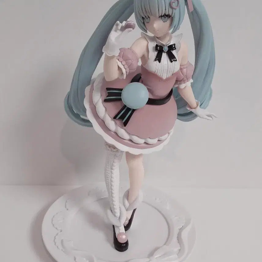 [BUNJANG] Furyu Hatsune Miku Macaron Figure / 후류 sweet sweets 하츠네 미쿠 마카롱 피규어