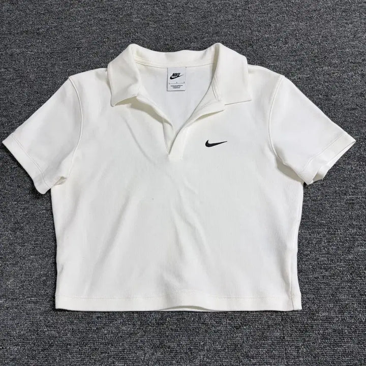 [BUNJANG] Nike Essential Crop Polo Top / 나이키 에센셜 크롭 폴로 탑